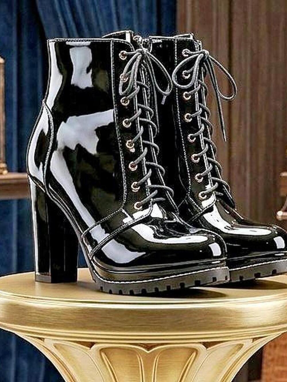 Women's Black Boot
